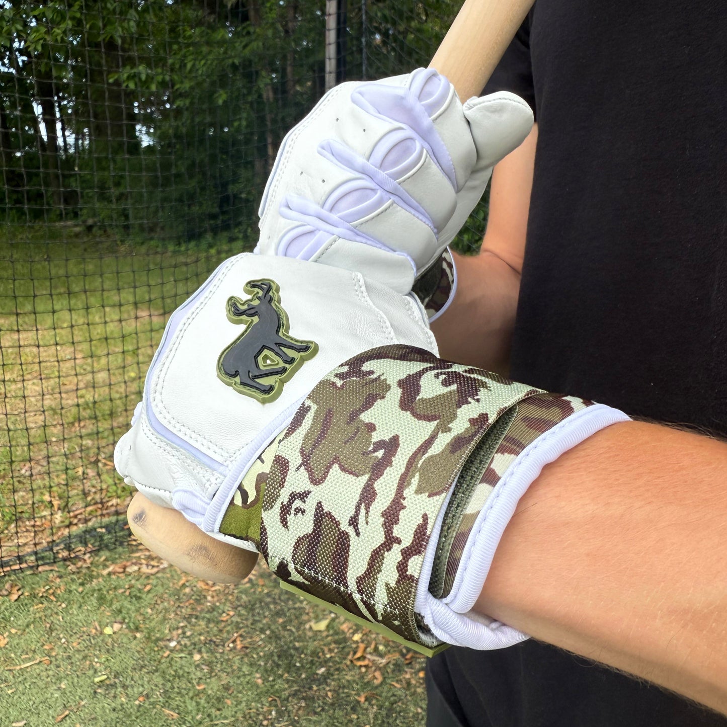 Deer Hunter Camo Batting (Long Cuff)